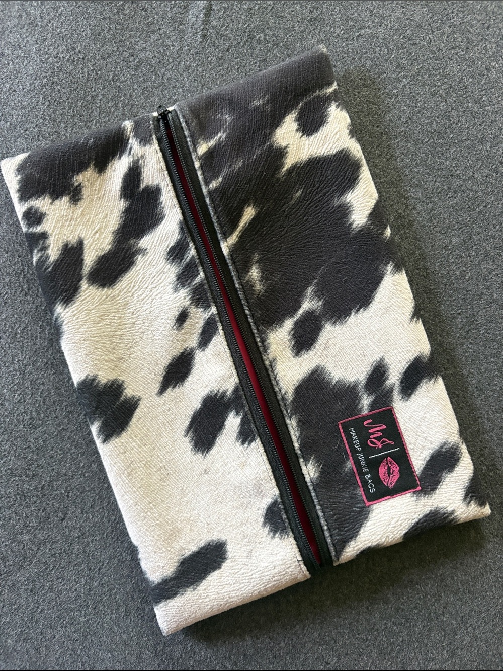 Unbranded Black & White Cowhide Cosmetic Bag with Zip